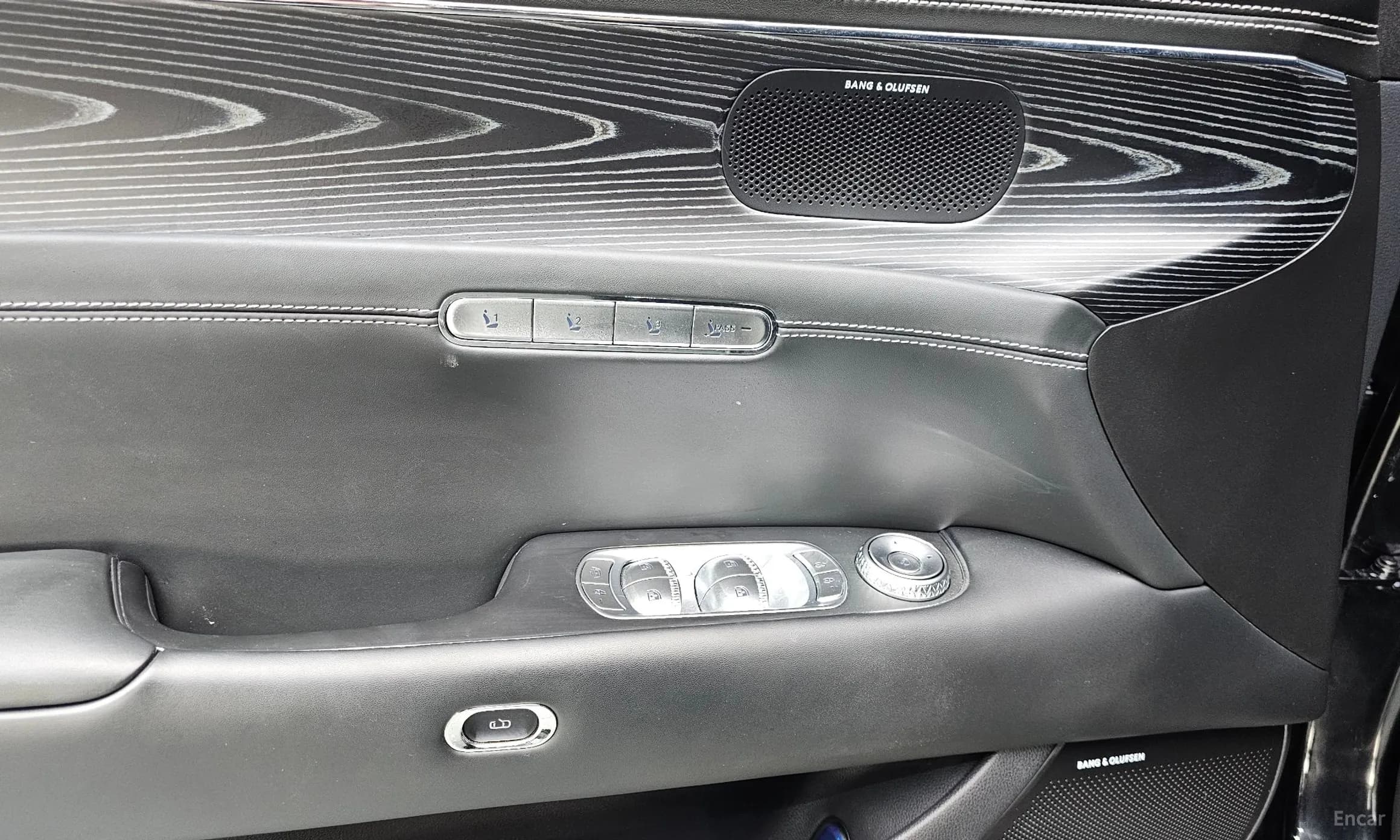 G90 (RS4)