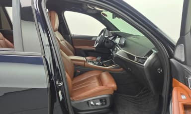 X7 (G07)