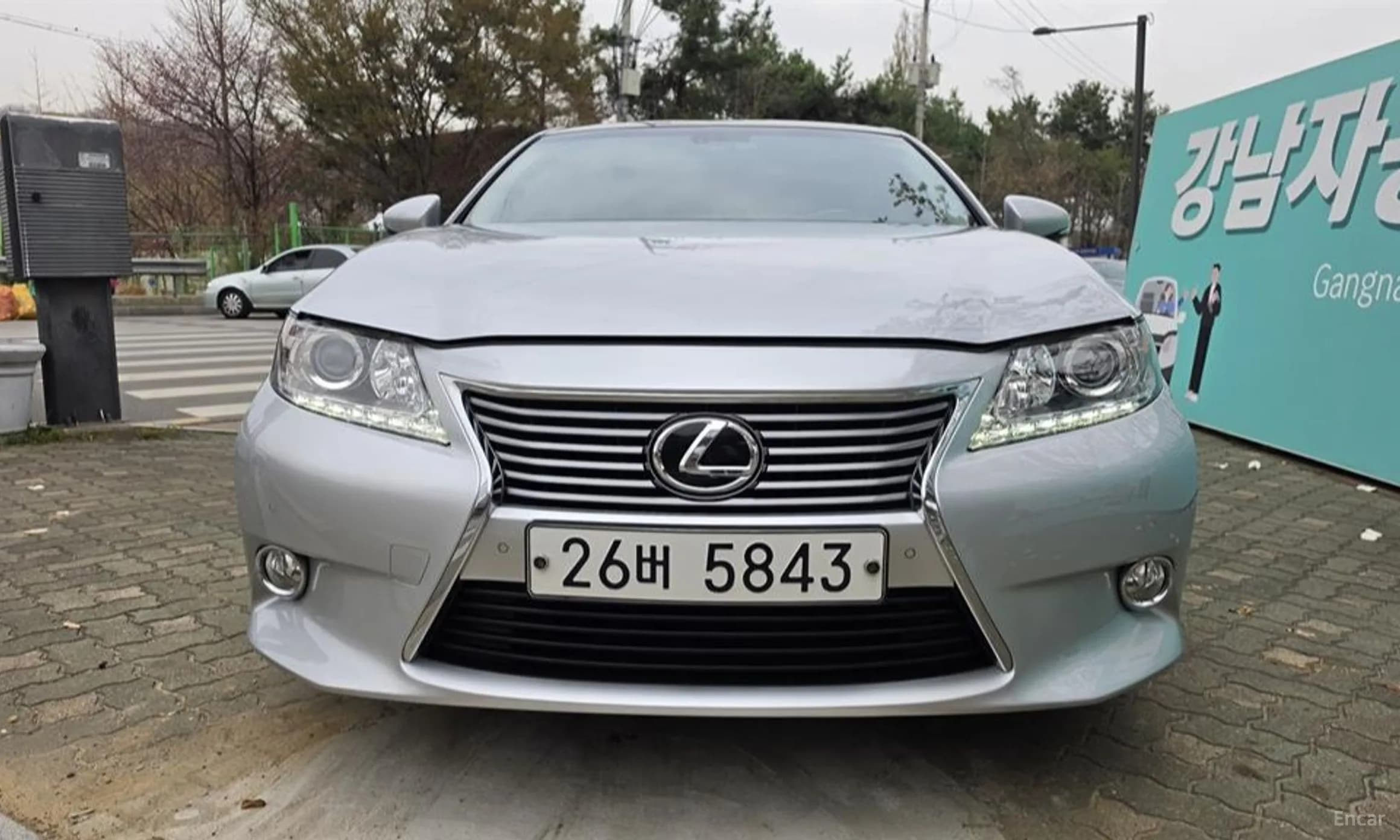 New ES350
