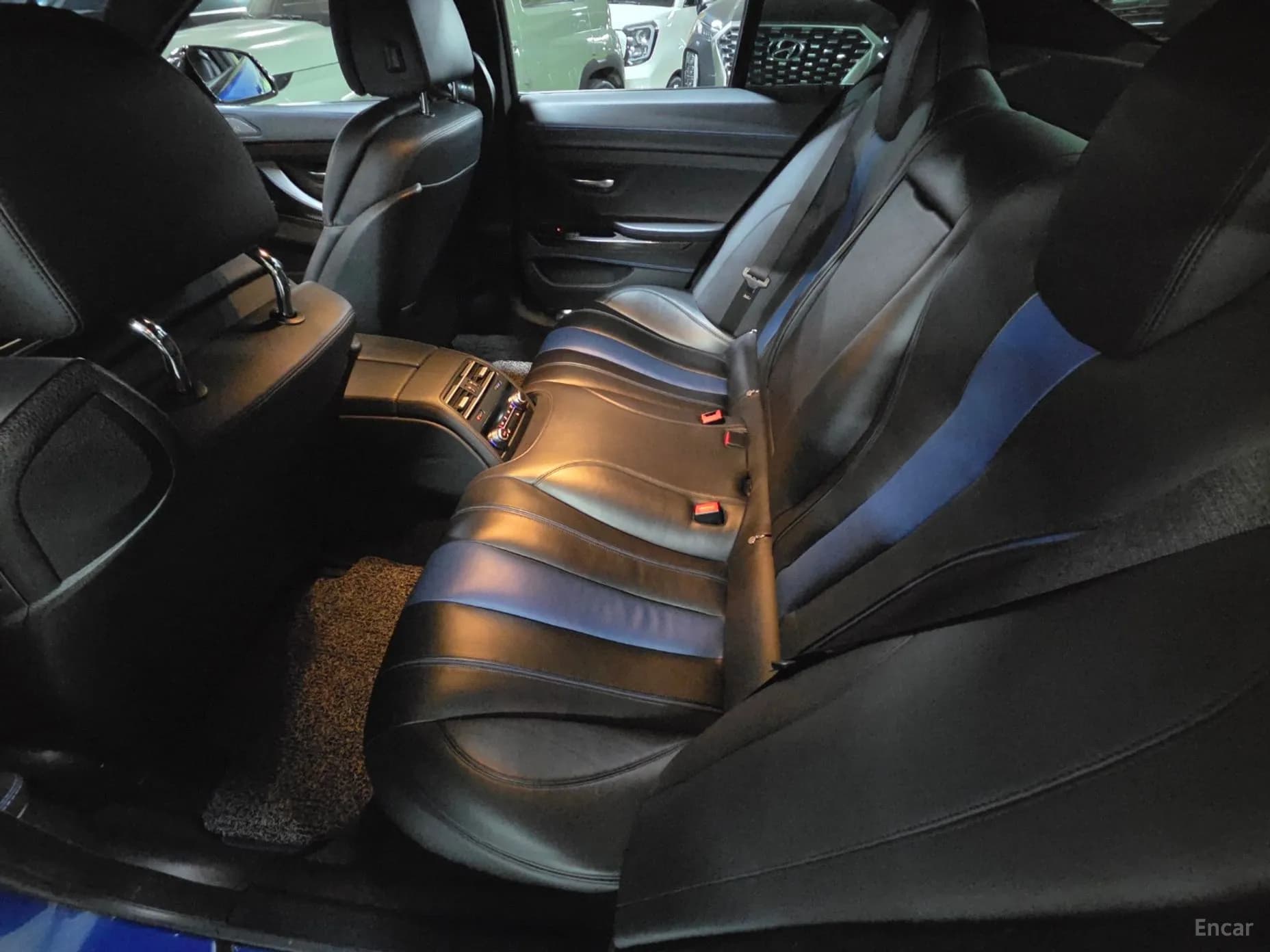 6 Series (F12)
