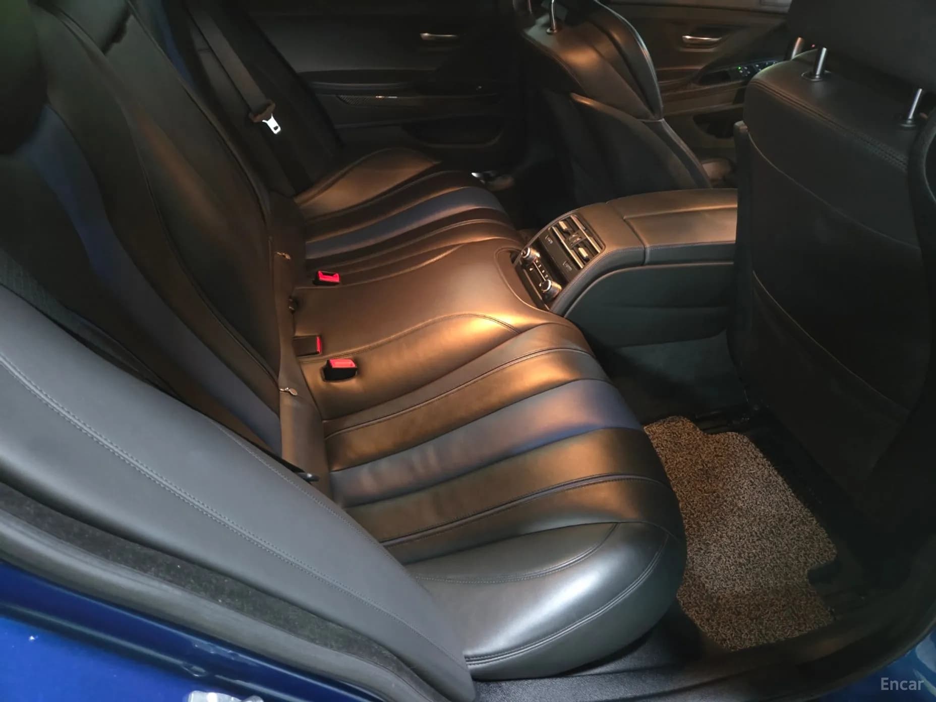 6 Series (F12)
