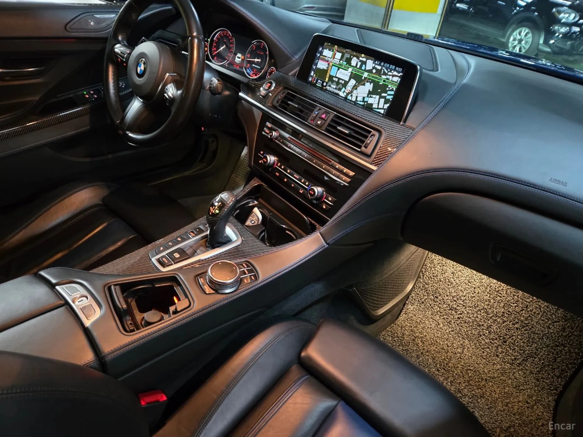 6 Series (F12)