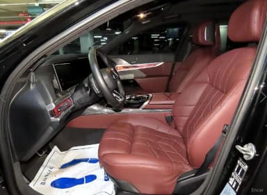 7 Series (G70)