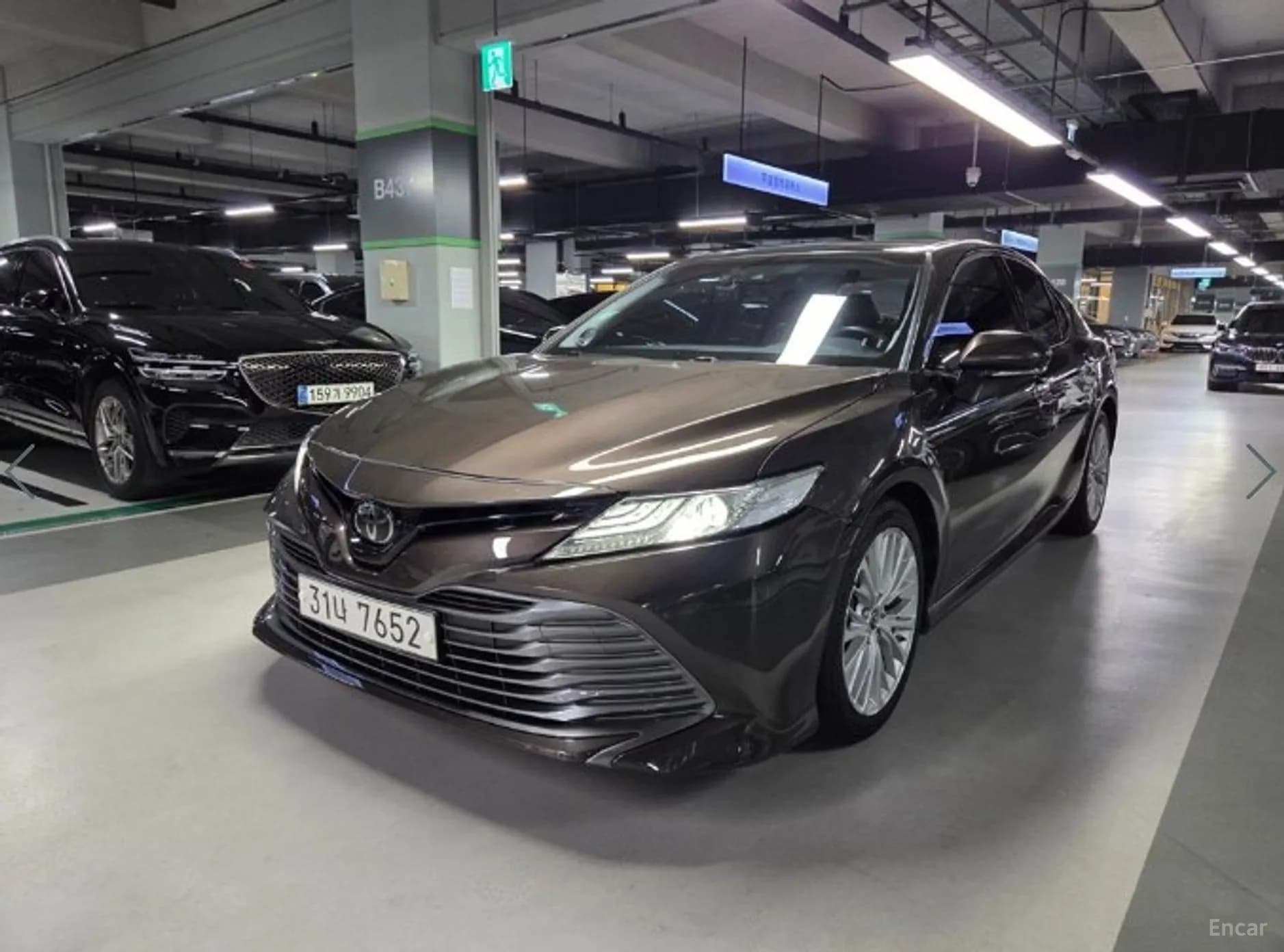 Camry (XV70)