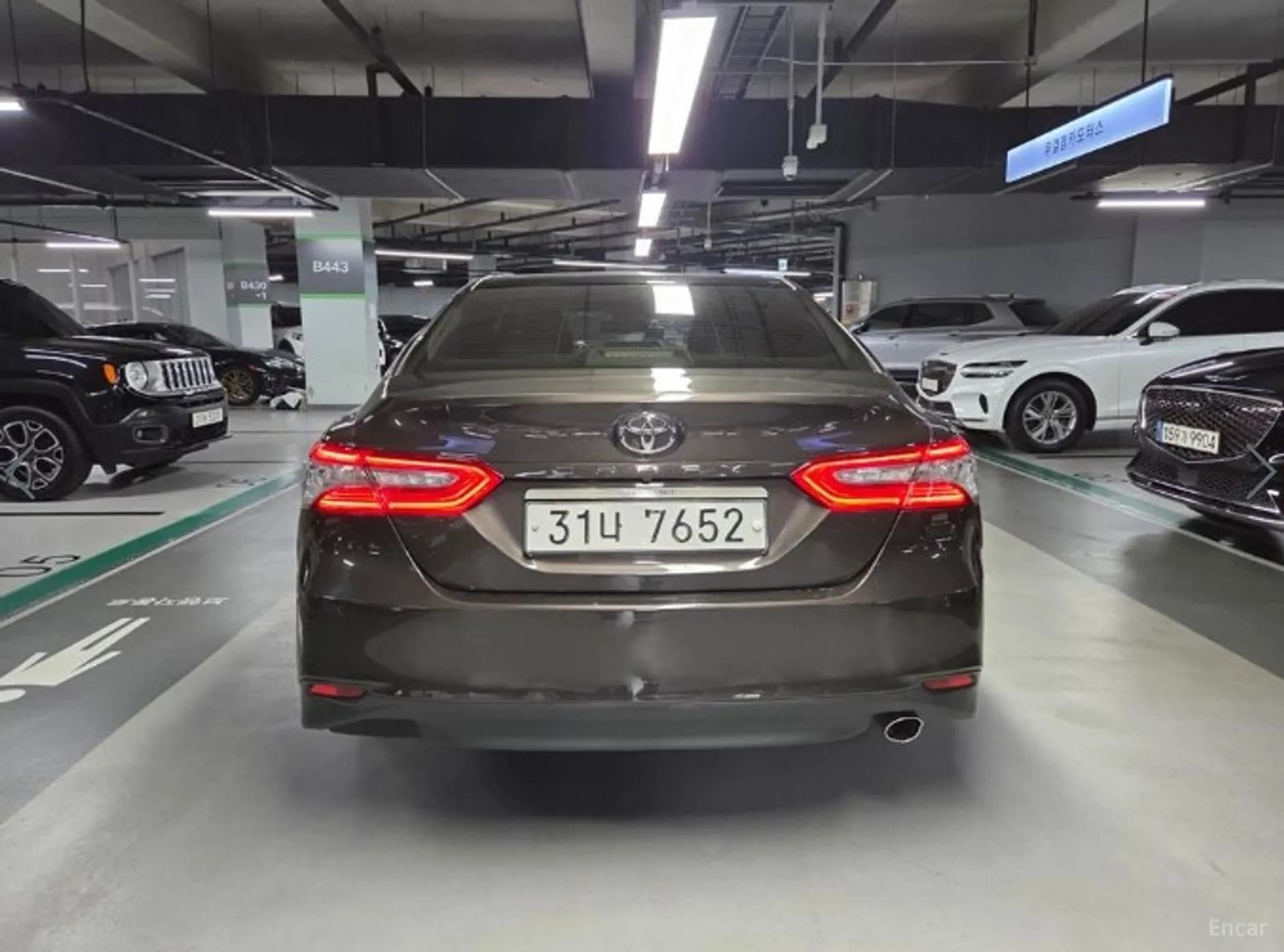Camry (XV70)
