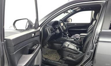 Rexton Sports Khan