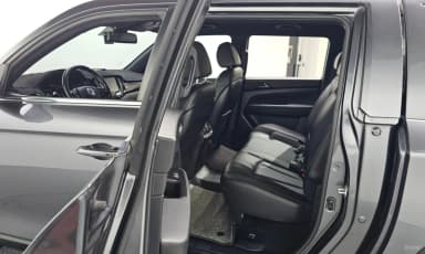 Rexton Sports Khan