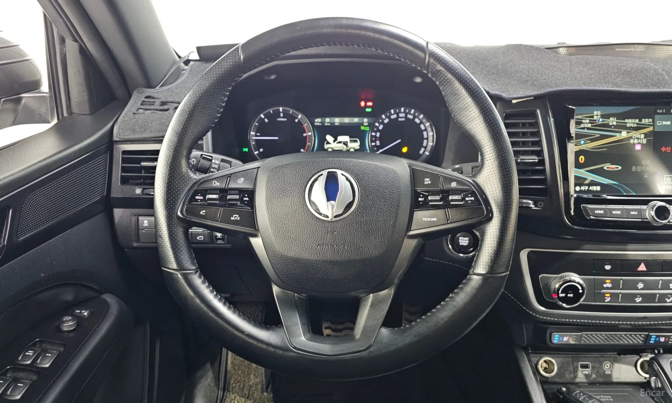 Rexton Sports Khan