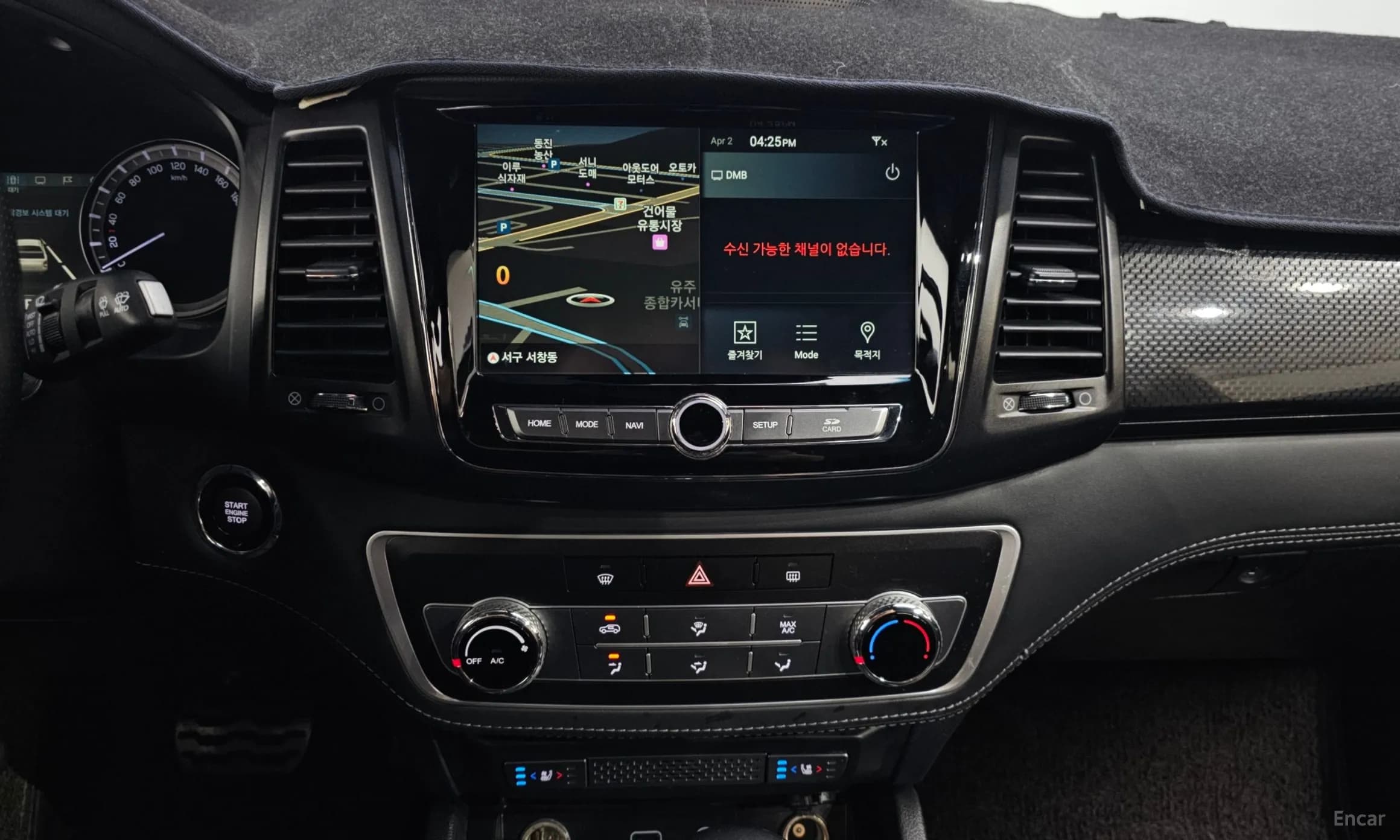 Rexton Sports Khan