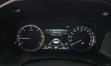 Rexton Sports Khan