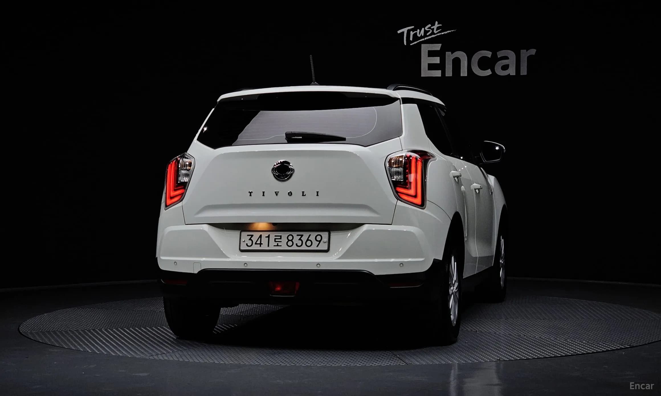 Berry New Tivoli
