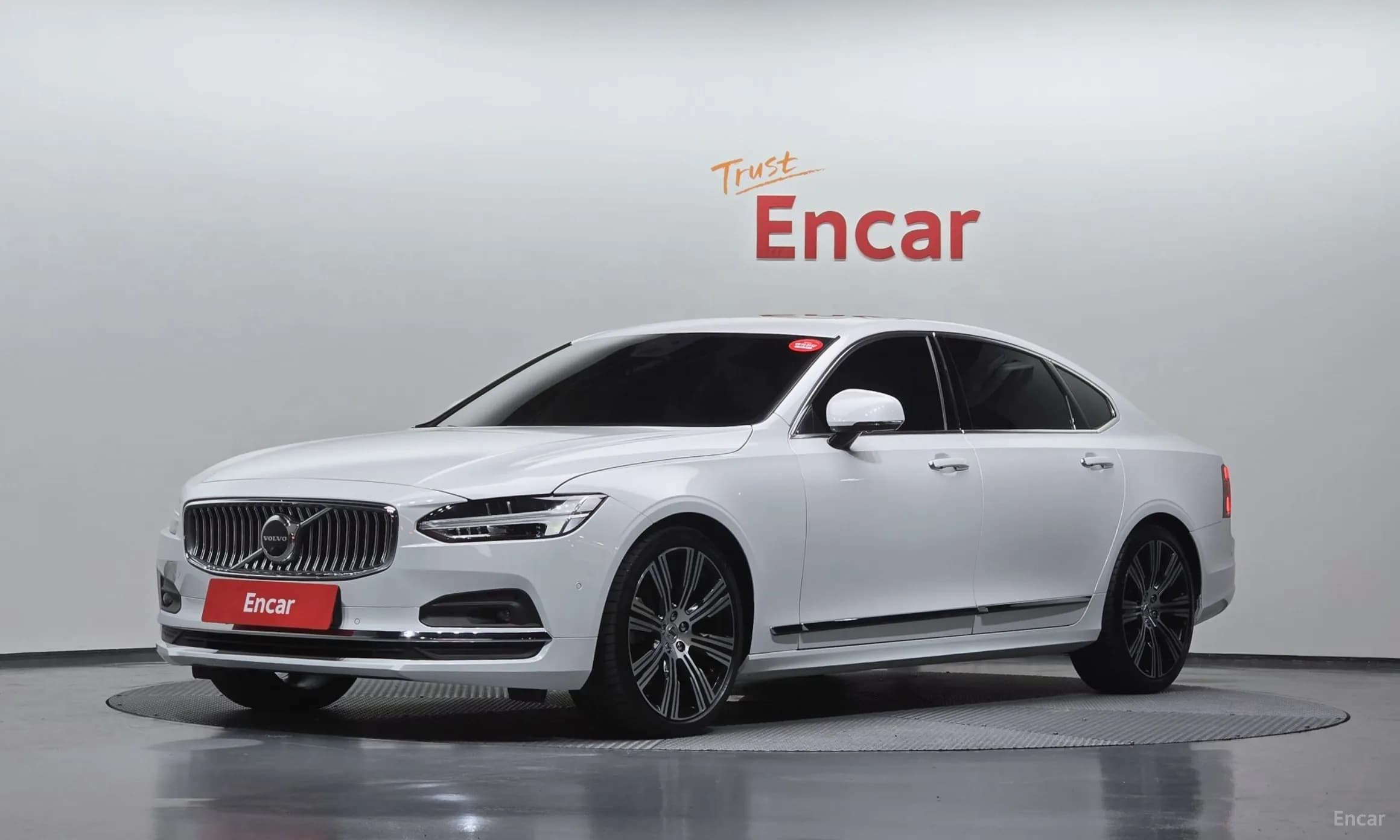 S90