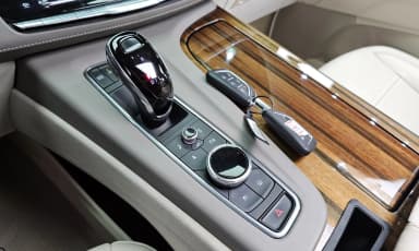 Escalade 5th Generation