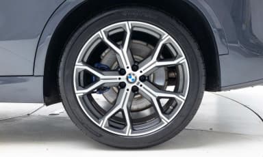X5 (G05)