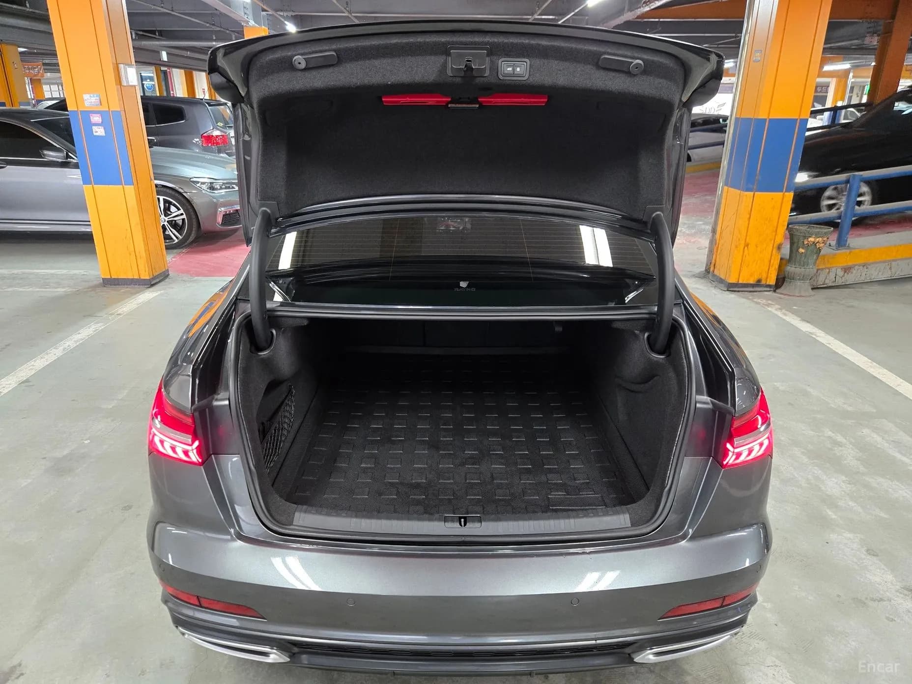 A6 (C8)