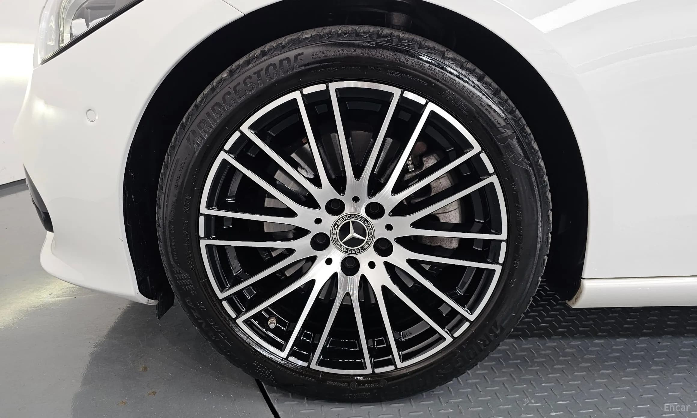C-Class W206