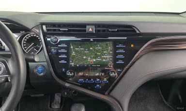 Camry (XV70)