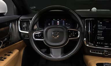 S90