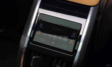 S90
