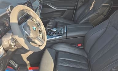 X7 (G07)