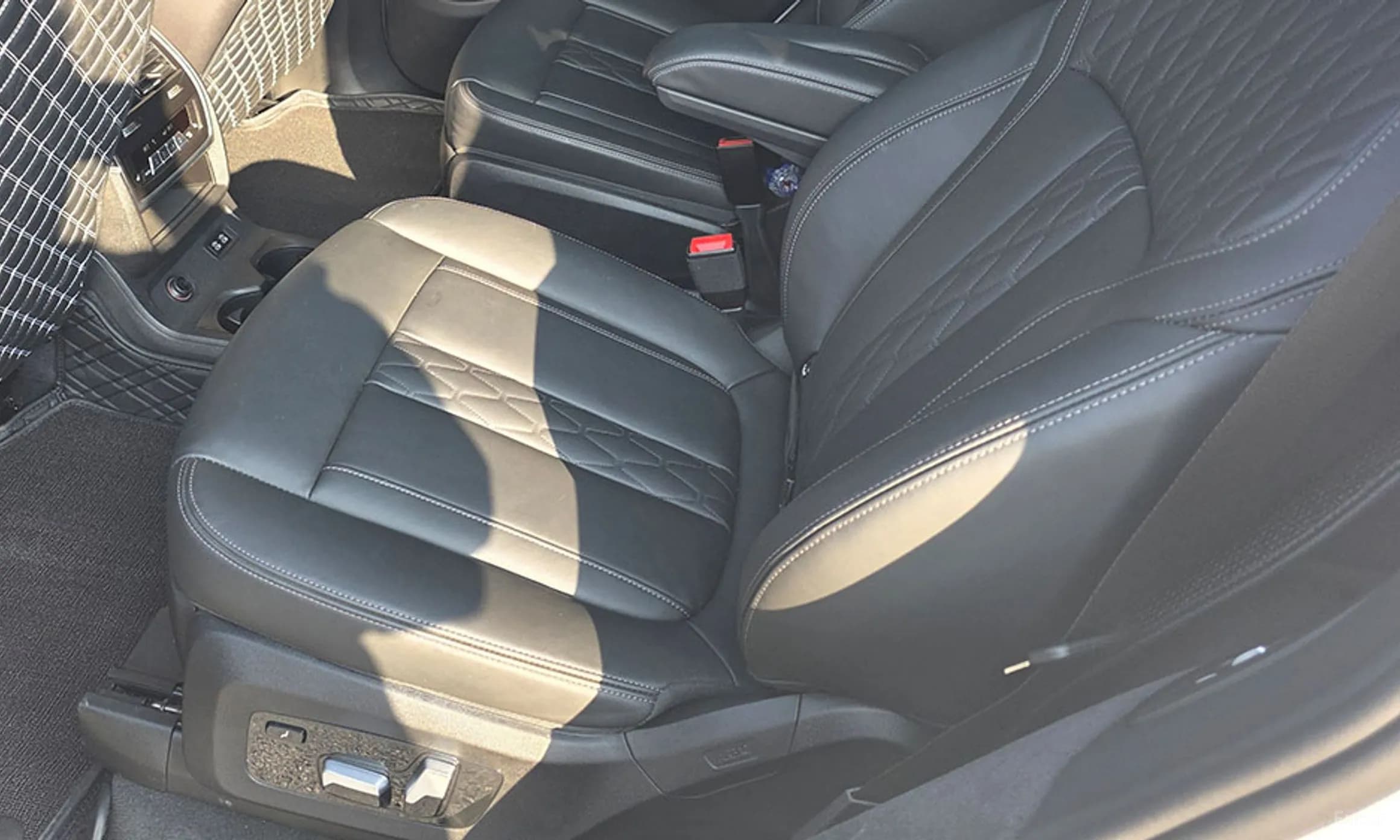 X7 (G07)