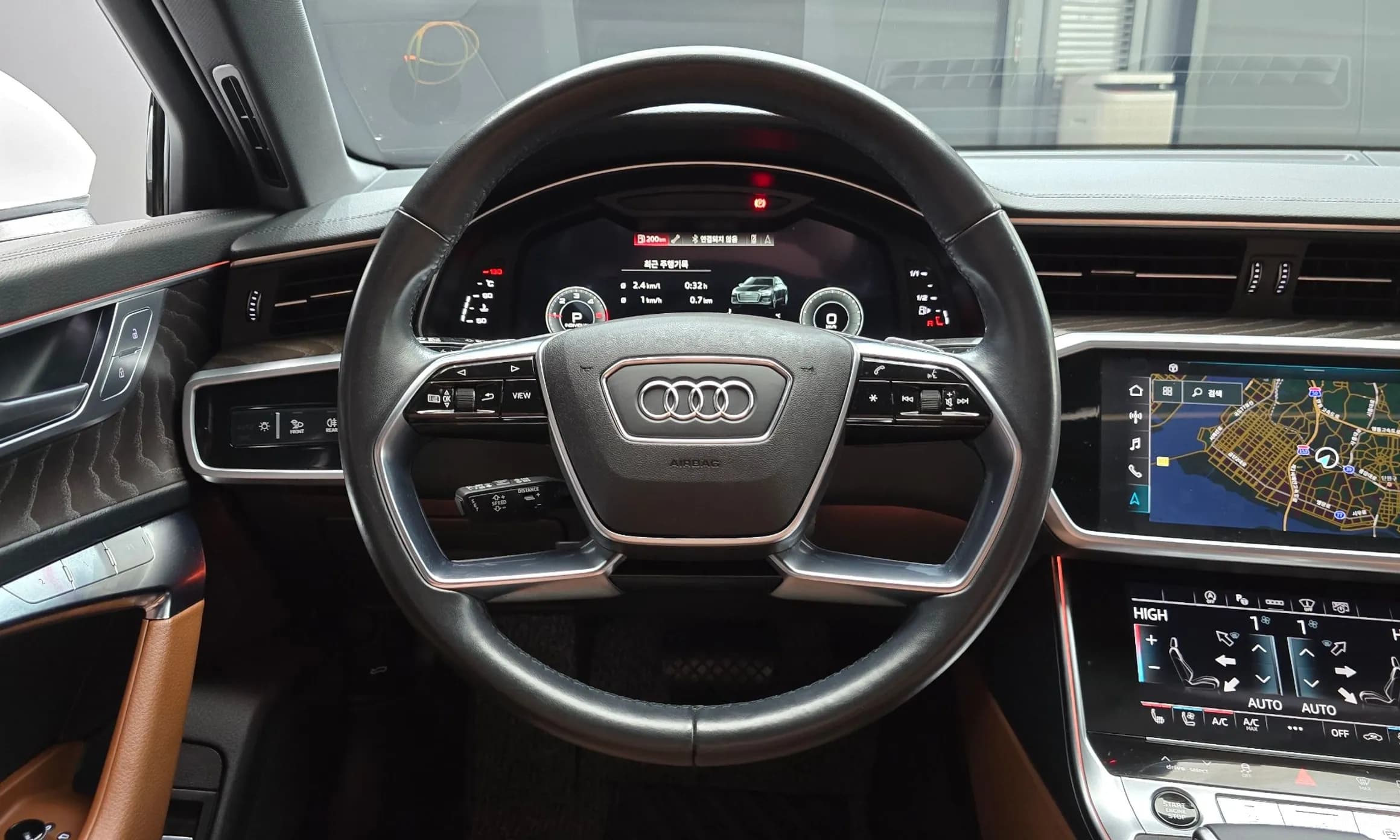 A6 (C8)
