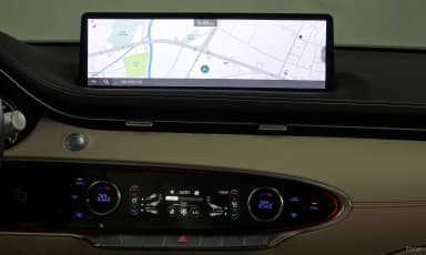 GV70