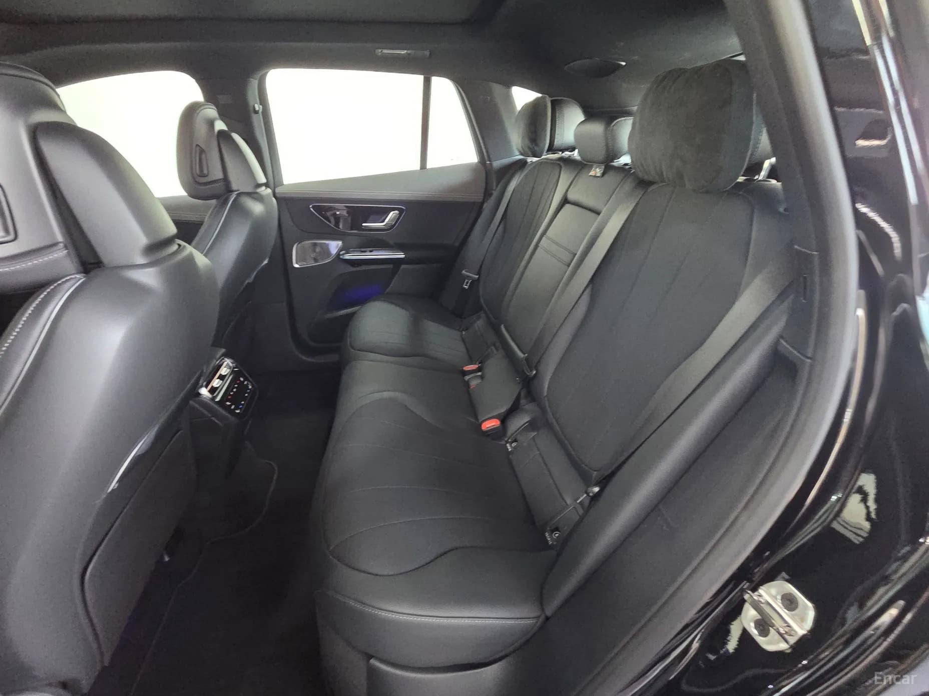 EQE SUV X294