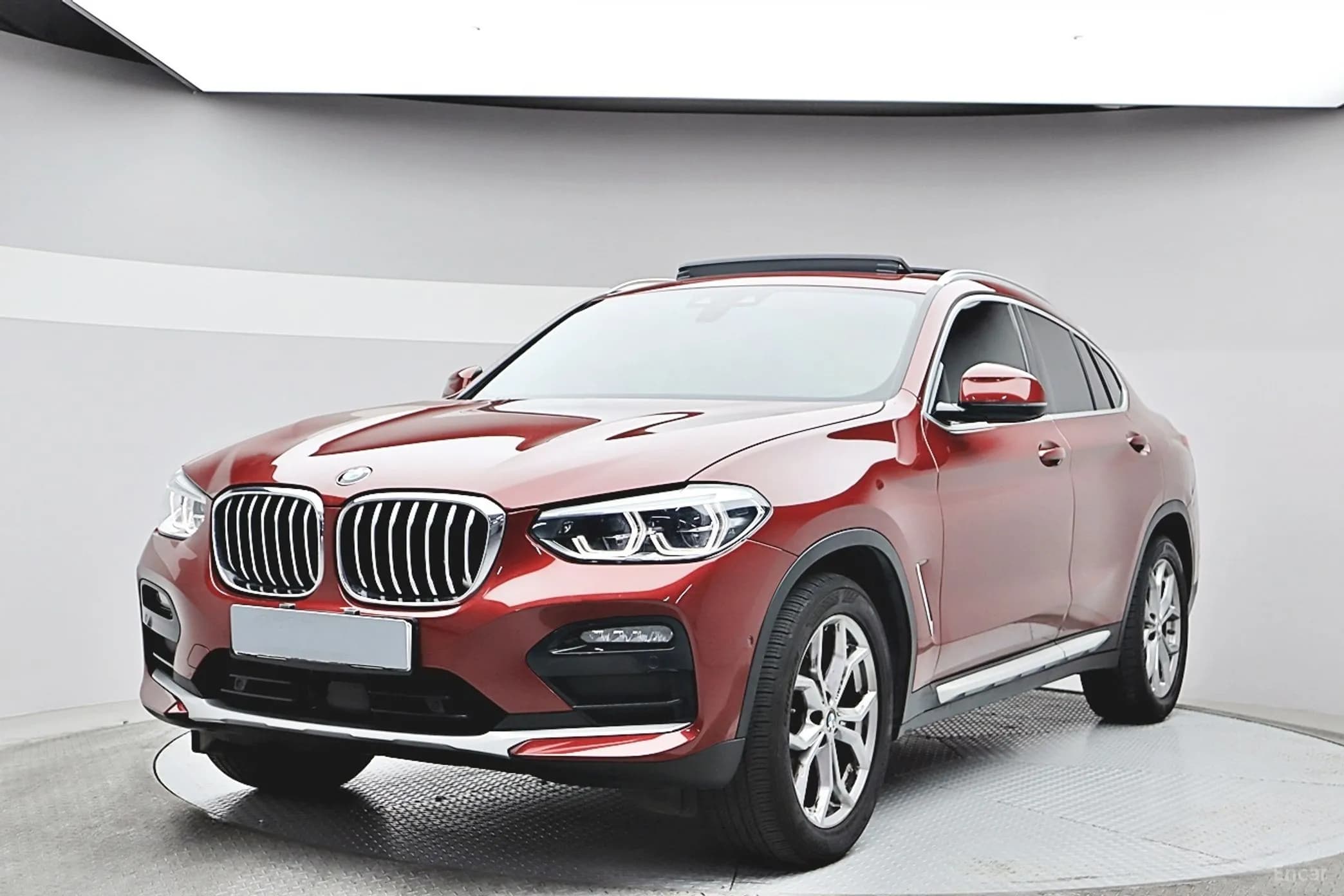 X4 (G02)
