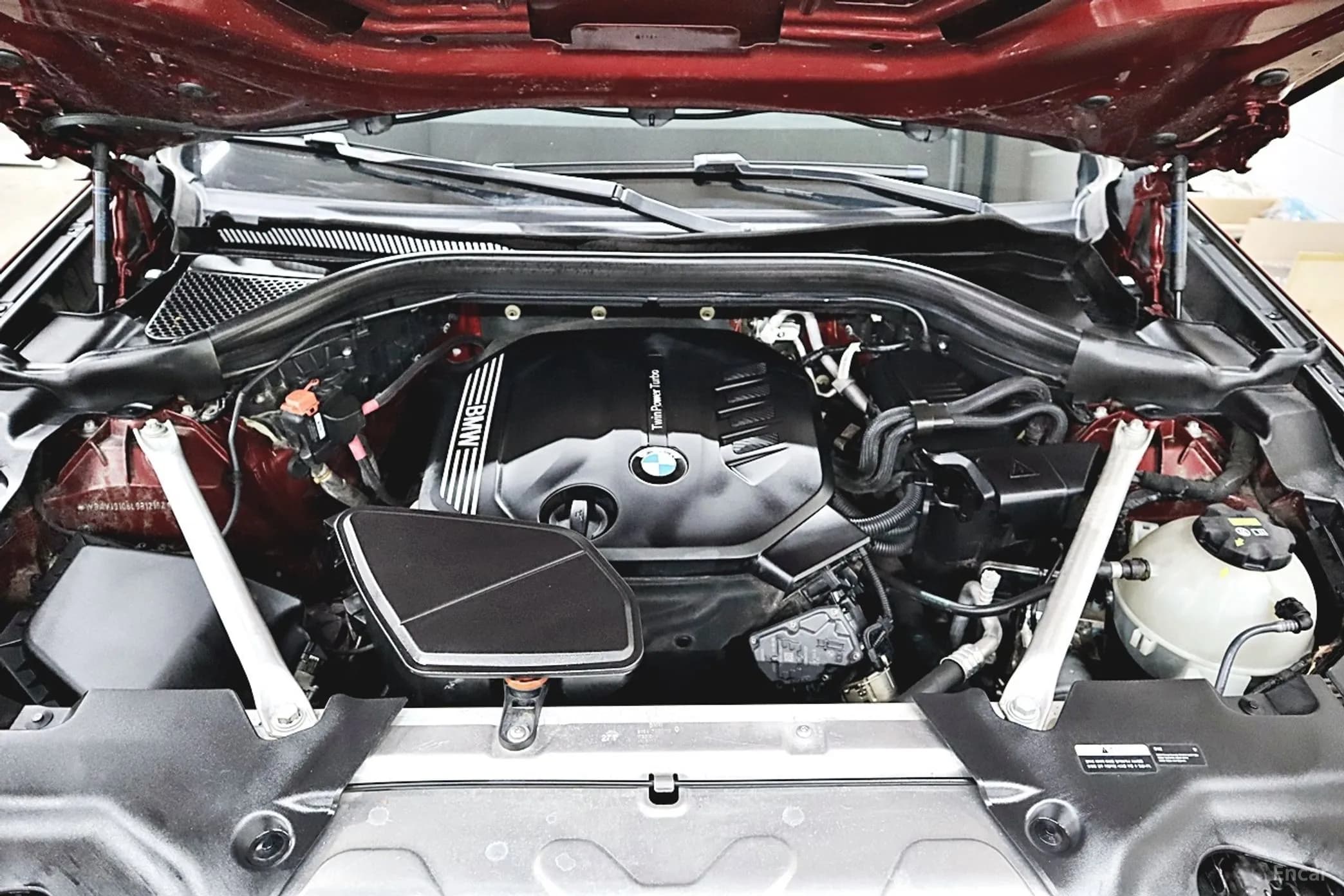 X4 (G02)