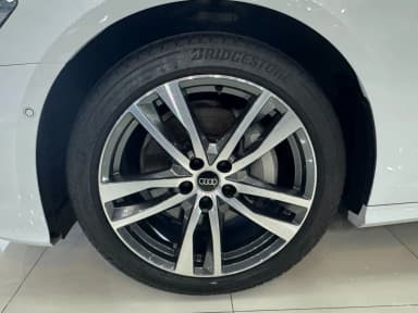 A6 (C8)
