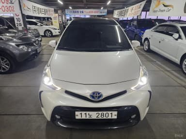 Prius V