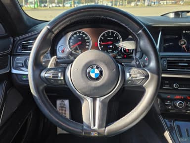 M5 (F10)