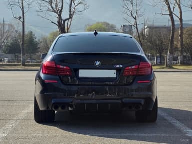 M5 (F10)