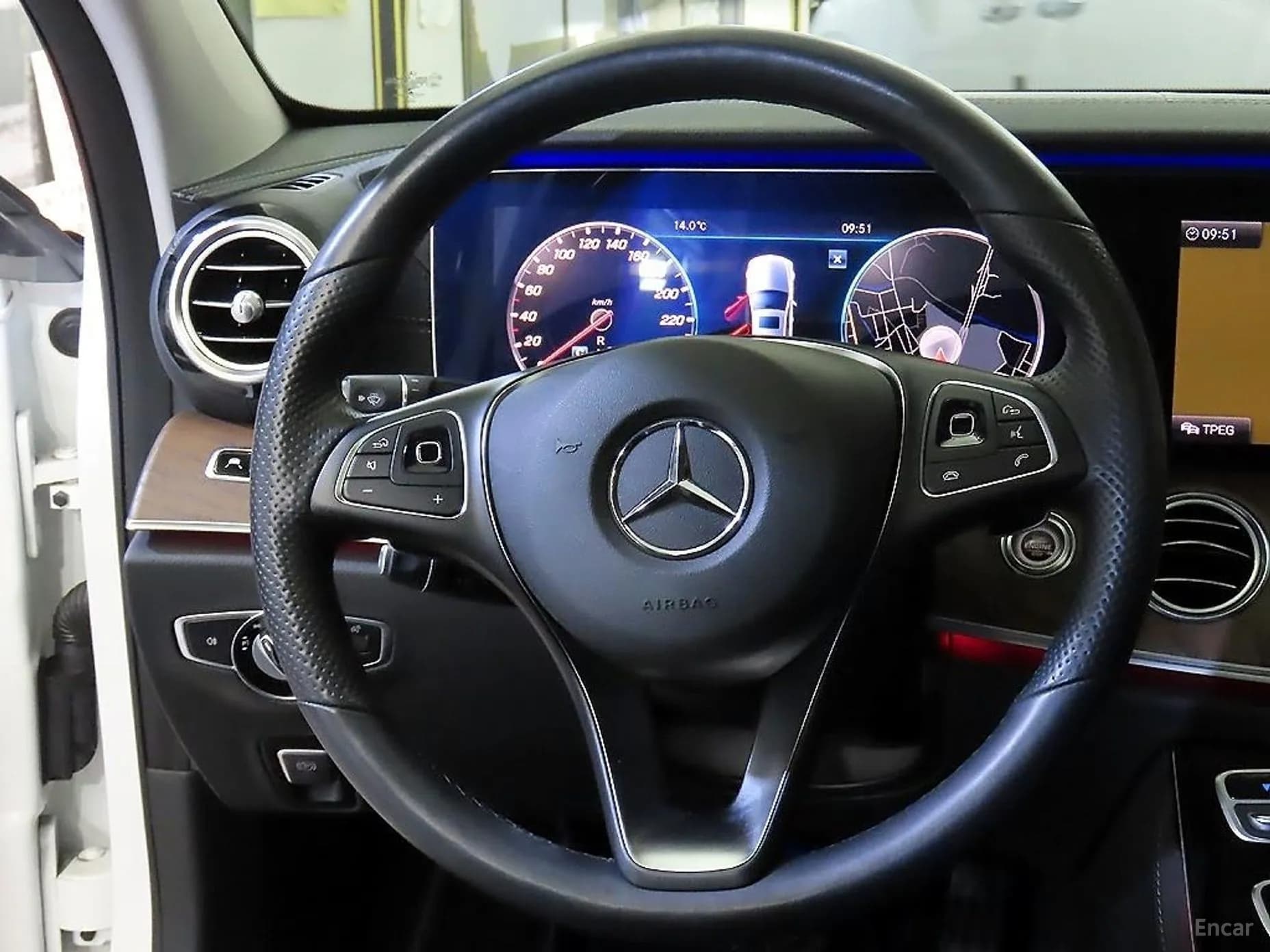 E-Class W213