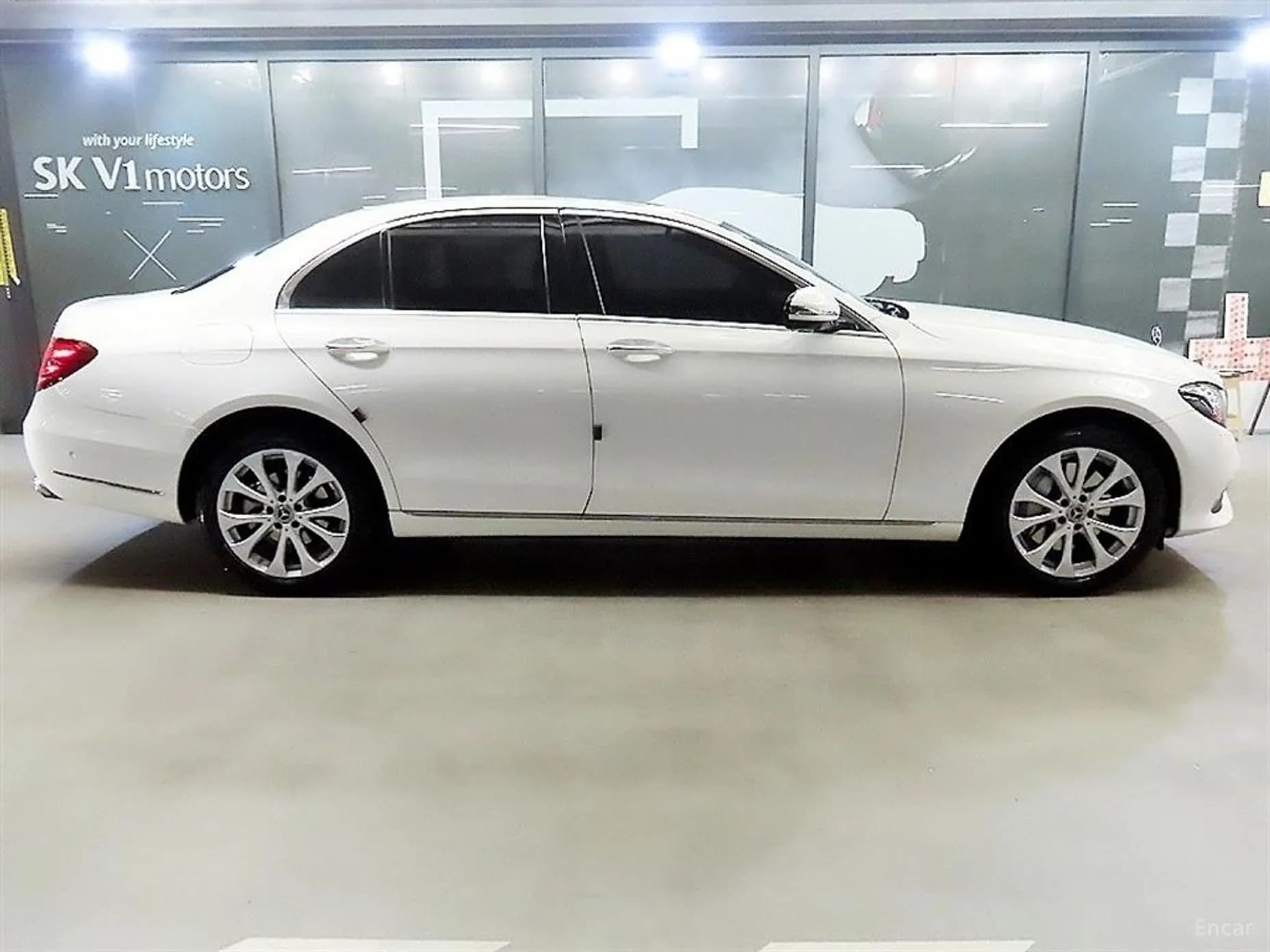 E-Class W213