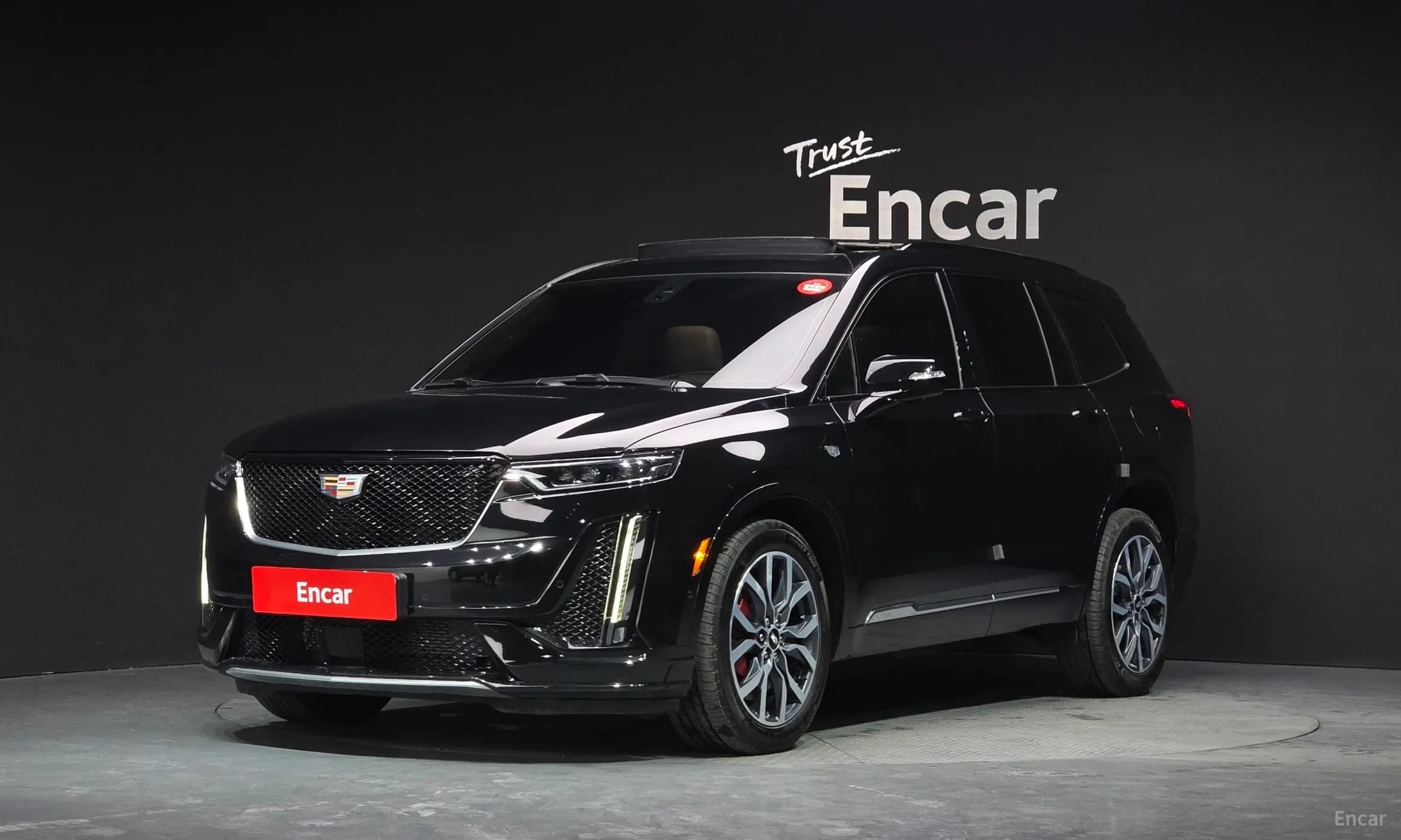 XT6