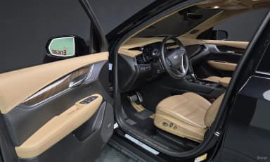 XT6
