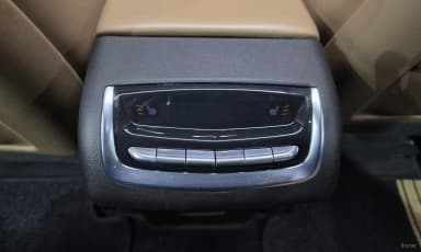 XT6