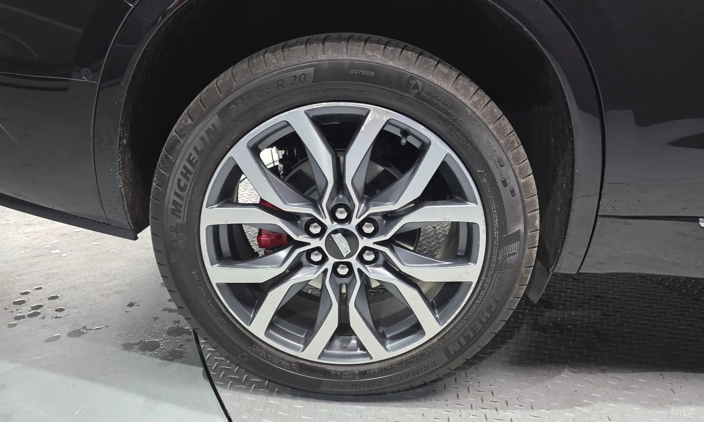 XT6