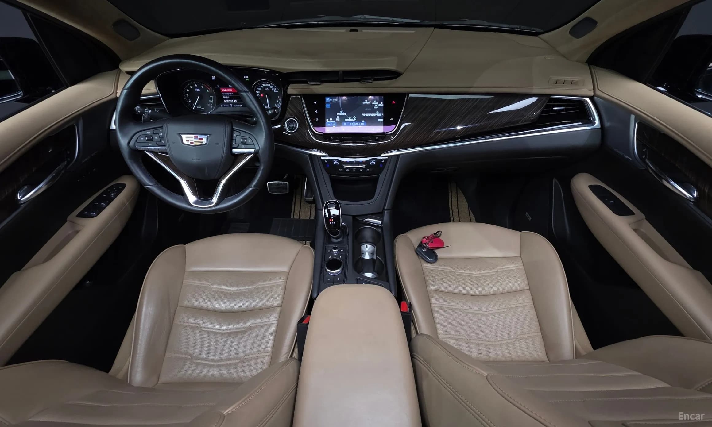 XT6