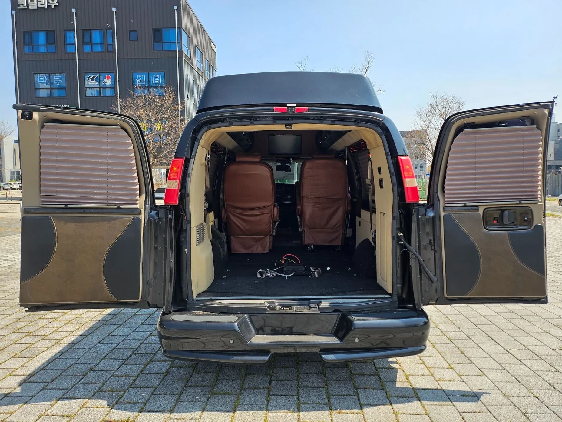 Express Van