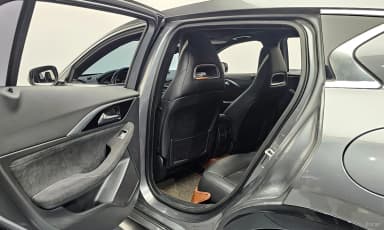 Q30