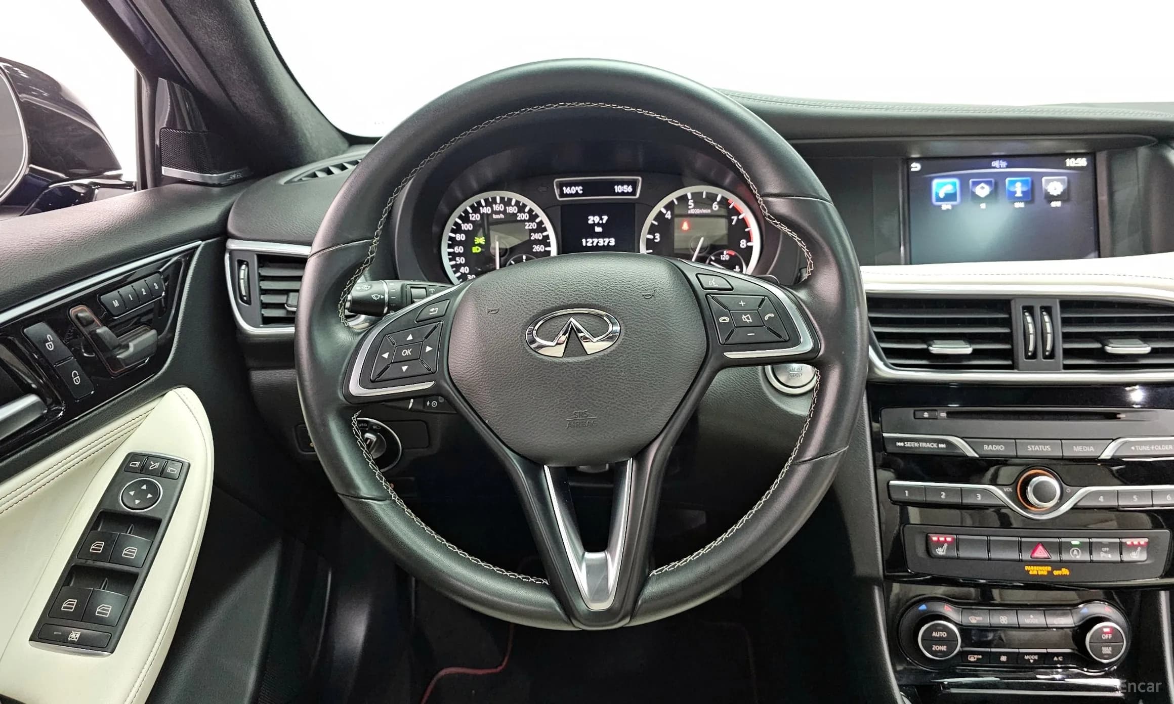 Q30