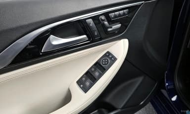 Q30