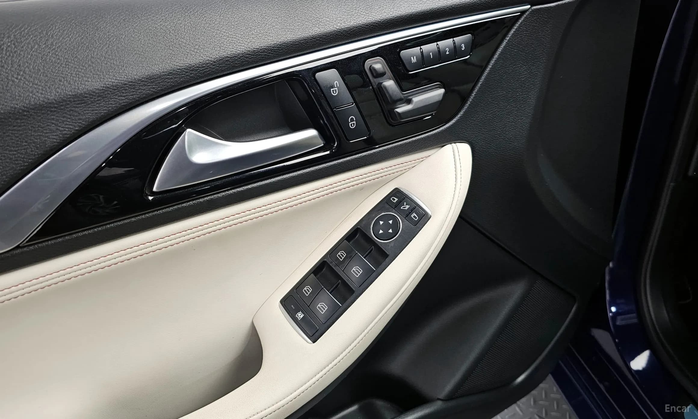 Q30