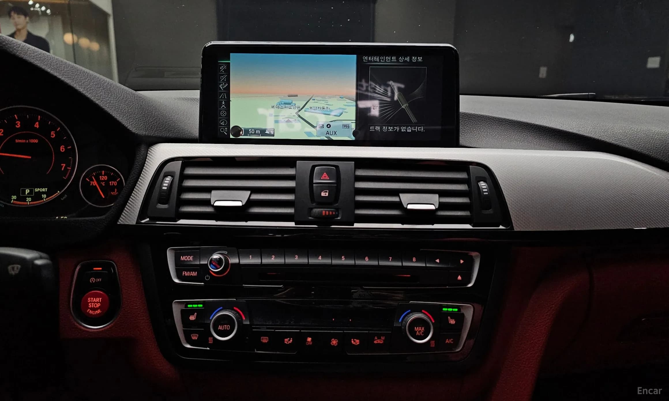 Series 4 (F32)