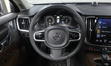 V90 Cross Country