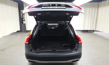 V90 Cross Country