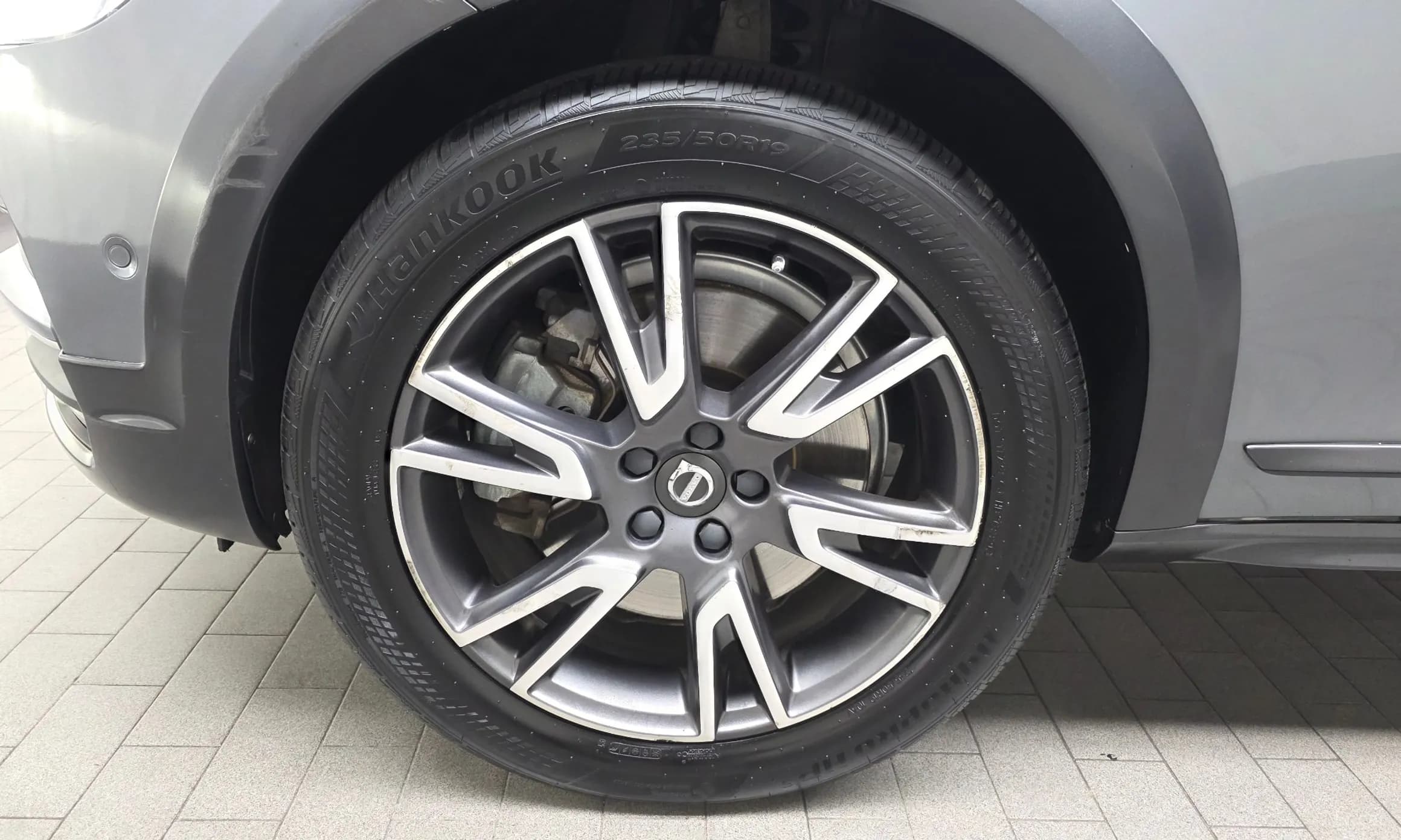 V90 Cross Country